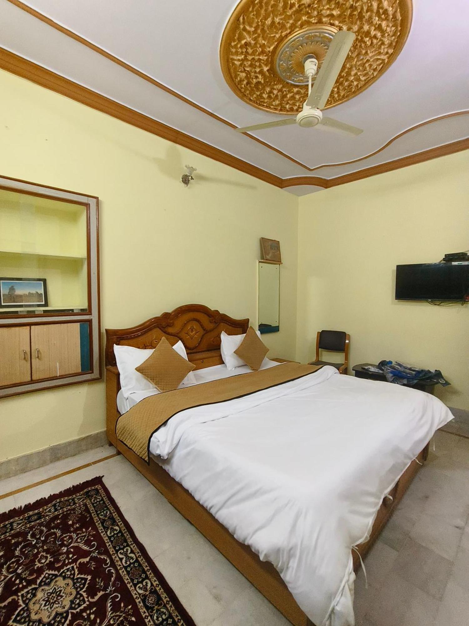 Hotel Navodaya Jaisalmer Exterior photo