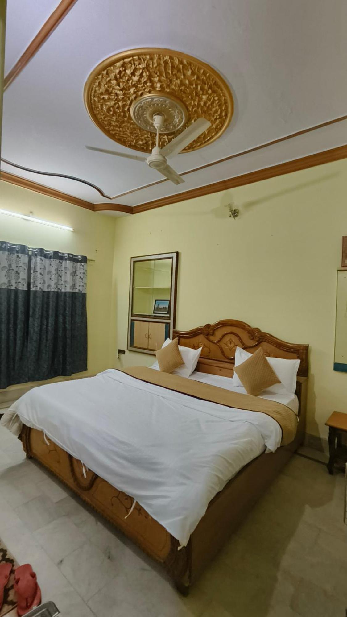 Hotel Navodaya Jaisalmer Exterior photo